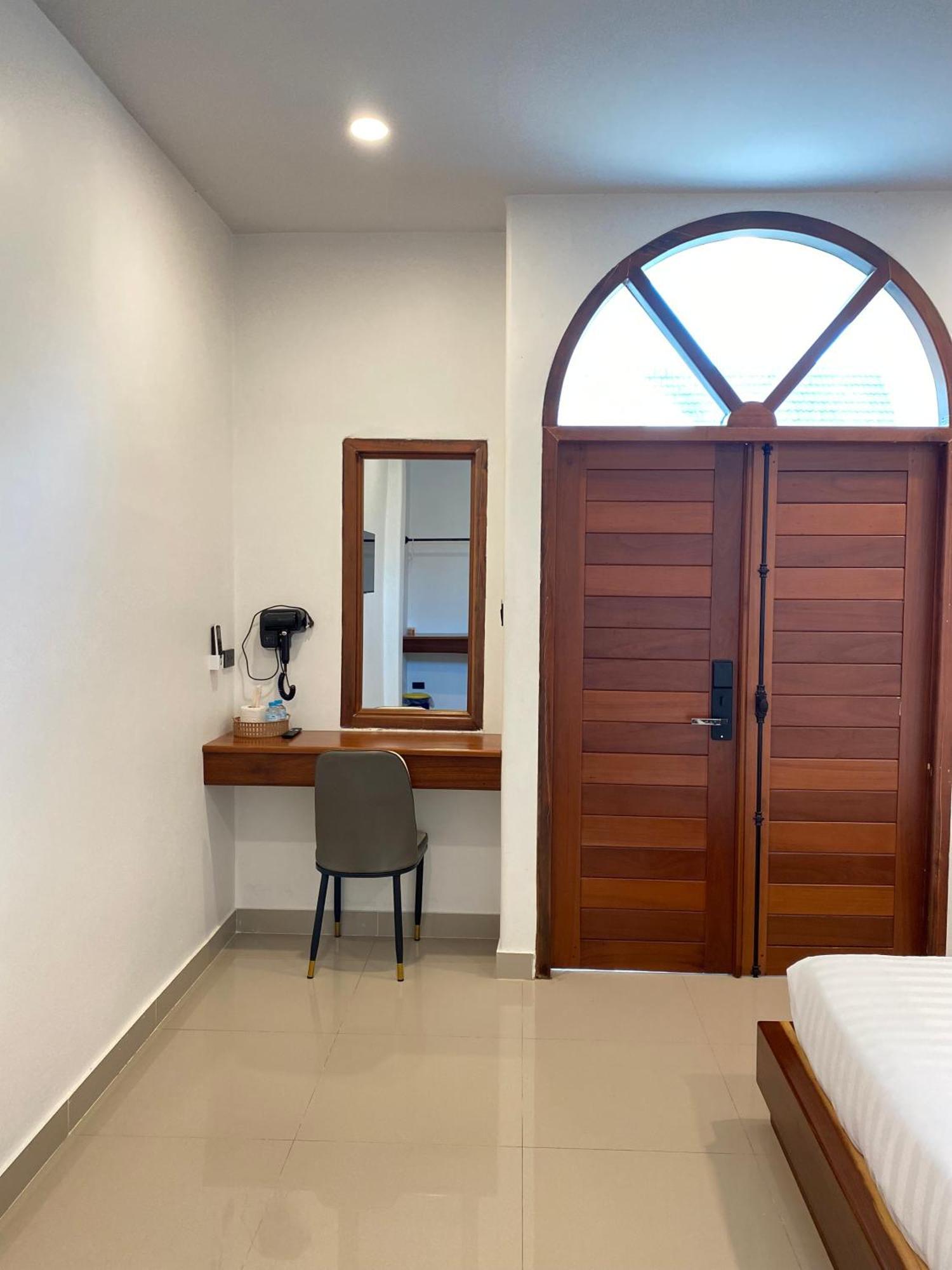 B2 Hotel Savannakhet Exterior foto